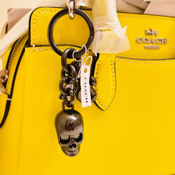 RARE Coach Skull Keychain/ Bag Charm - Picture 2 of 16